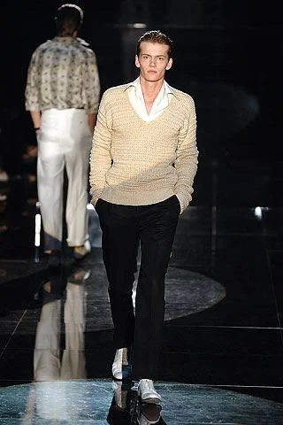 Look 15